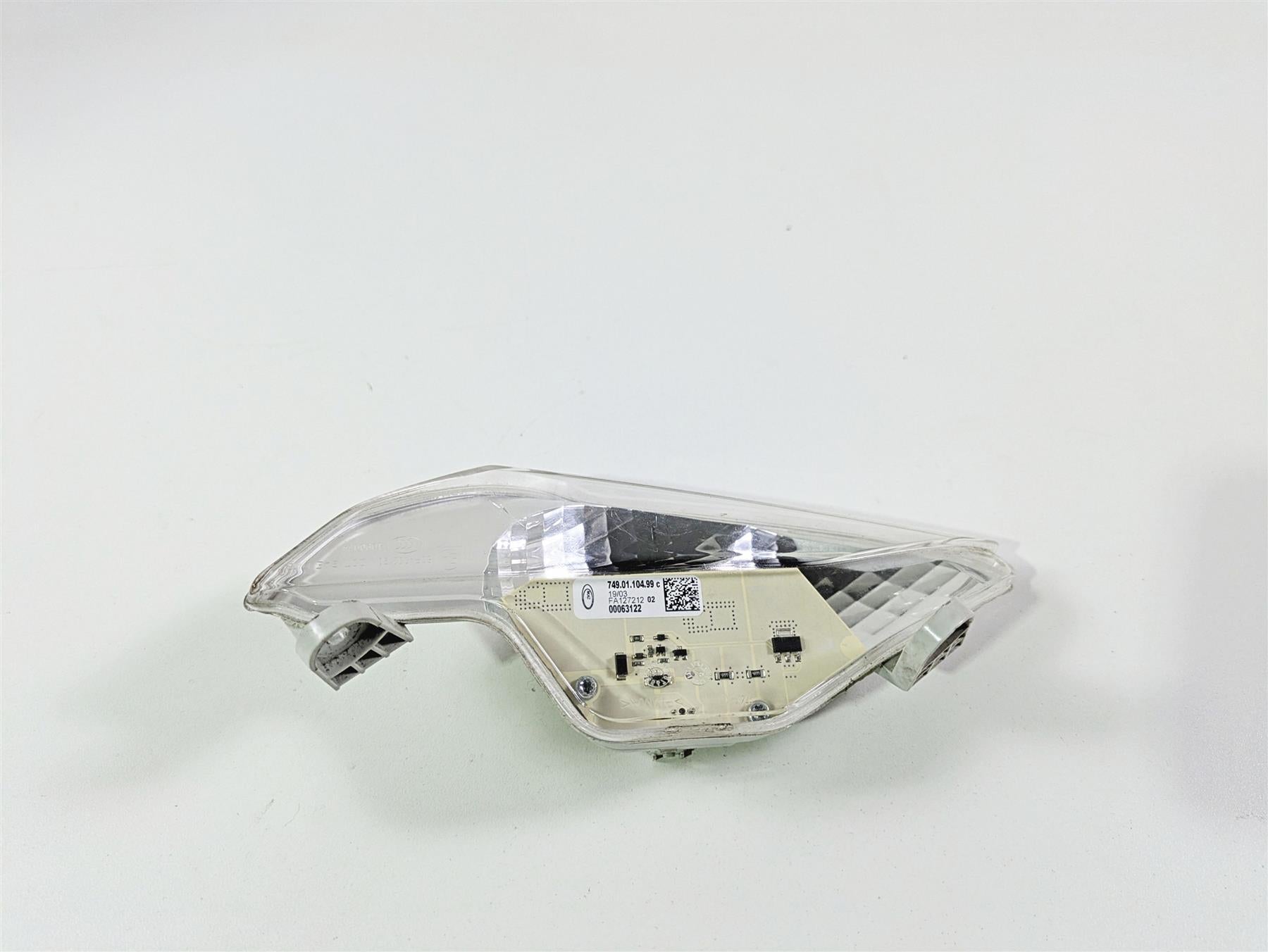 2019 BMW R1250RT K52 Left Front Blinker Turn Signal - Read 63138541625 {{ shop.shopifyCountryName }} - Mototech271