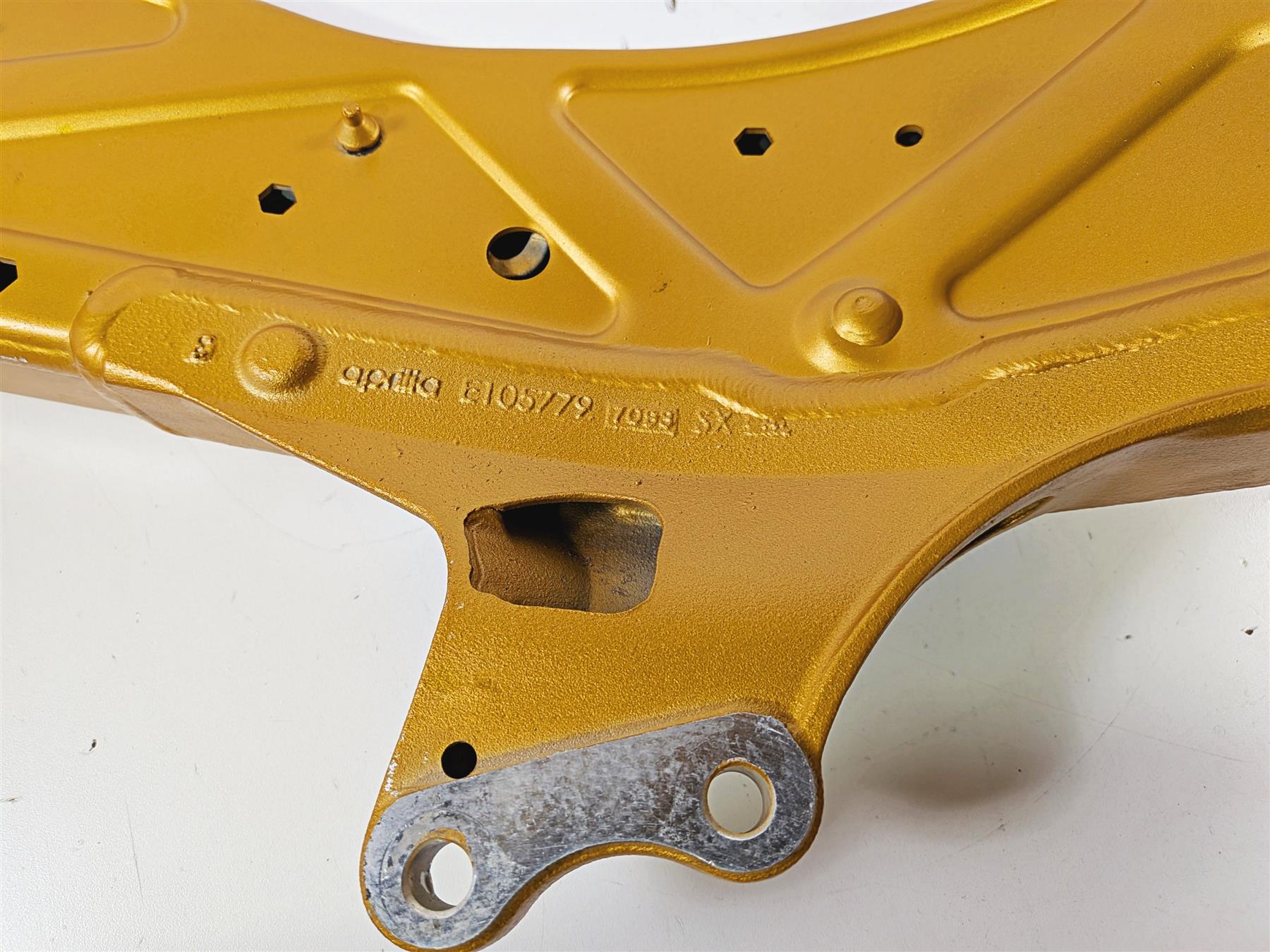 2008 Aprilia RSVR 1000 Factory Straight Main Frame Chassis -GOLD -With Clean Florida Title -AP8184394 {{ shop.shopifyCountryName }} - Mototech271