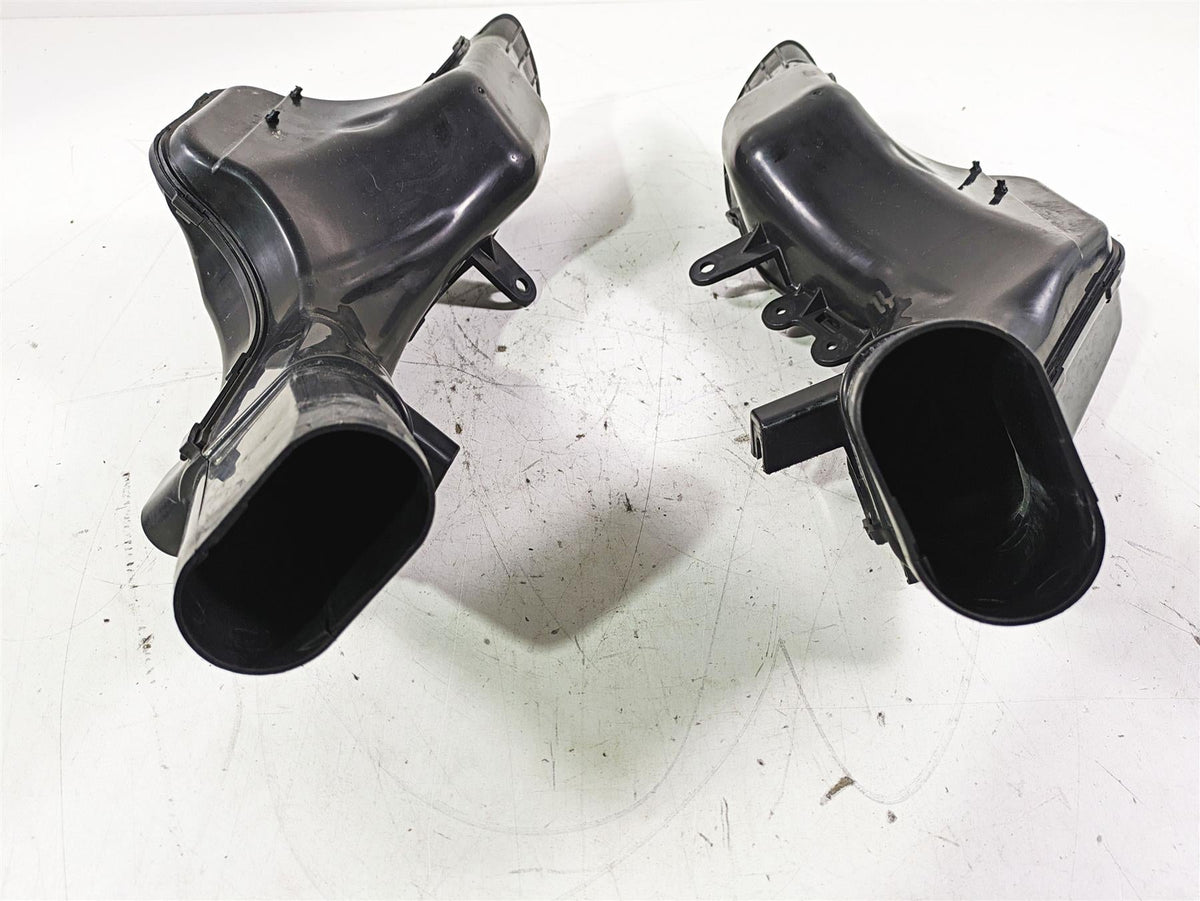 2018 Suzuki GSX1300 R Hayabusa Air Intake Duct Set 94420-15H01 94430-15H01 {{ shop.shopifyCountryName }} - Mototech271