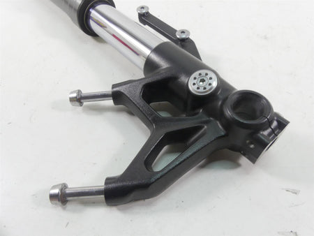 2018 Triumph Street Triple 765RS Front Straight Showa Forks T2041654 T2041653 {{ shop.shopifyCountryName }} - Mototech271