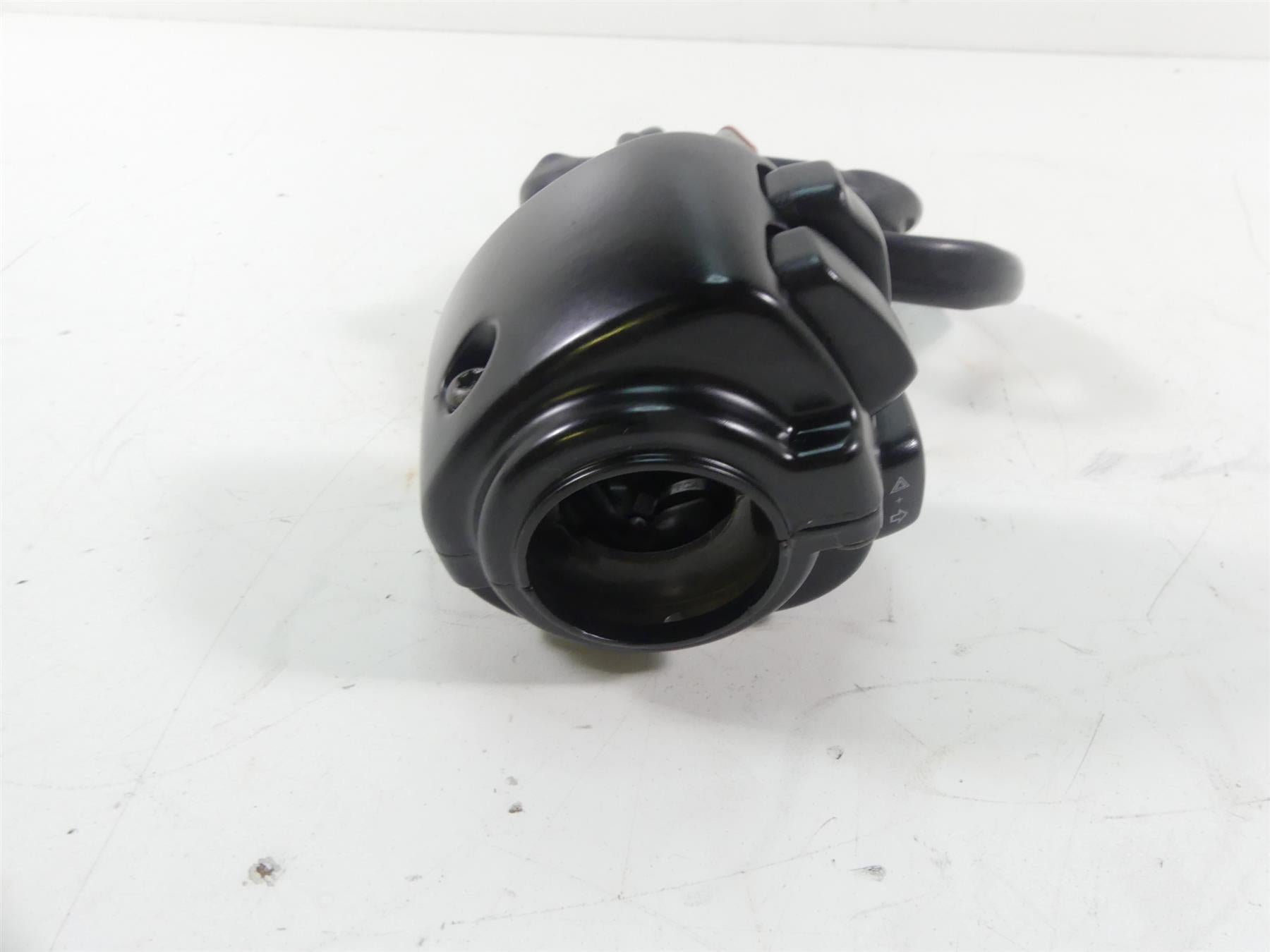 2004 Harley Softail FLSTFI Fat Boy Left Control Switch Blinker Lights 71682-06 {{ shop.shopifyCountryName }} - Mototech271