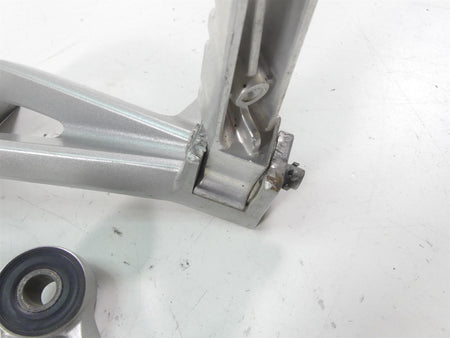2008 Yamaha FZ1 Fazer Rear Passenger Footpeg Set 2D1-2741L-00-00 2D1-2742L-00-00 {{ shop.shopifyCountryName }} - Mototech271