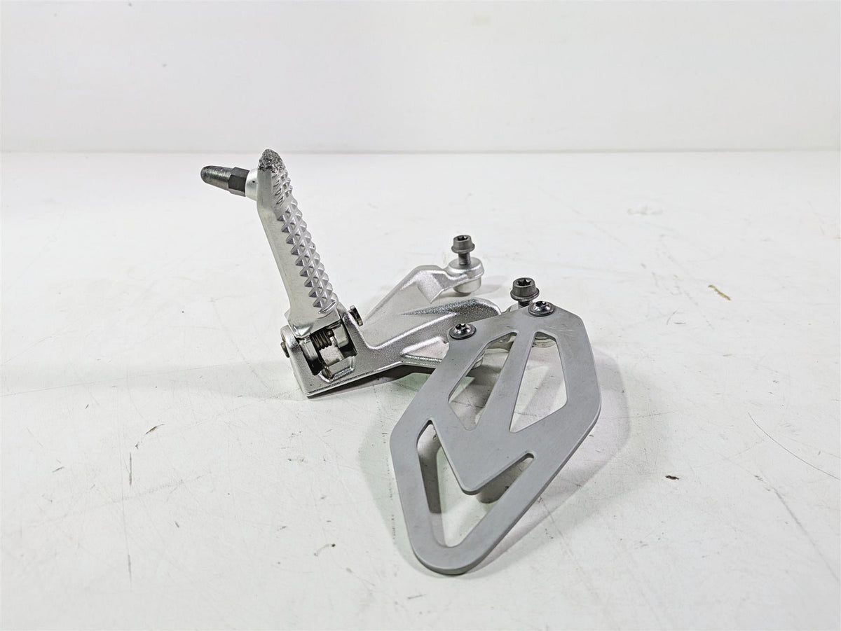 2016 BMW S1000RR K46 Left Foot Peg Set & Mount 46717728307 {{ shop.shopifyCountryName }} - Mototech271