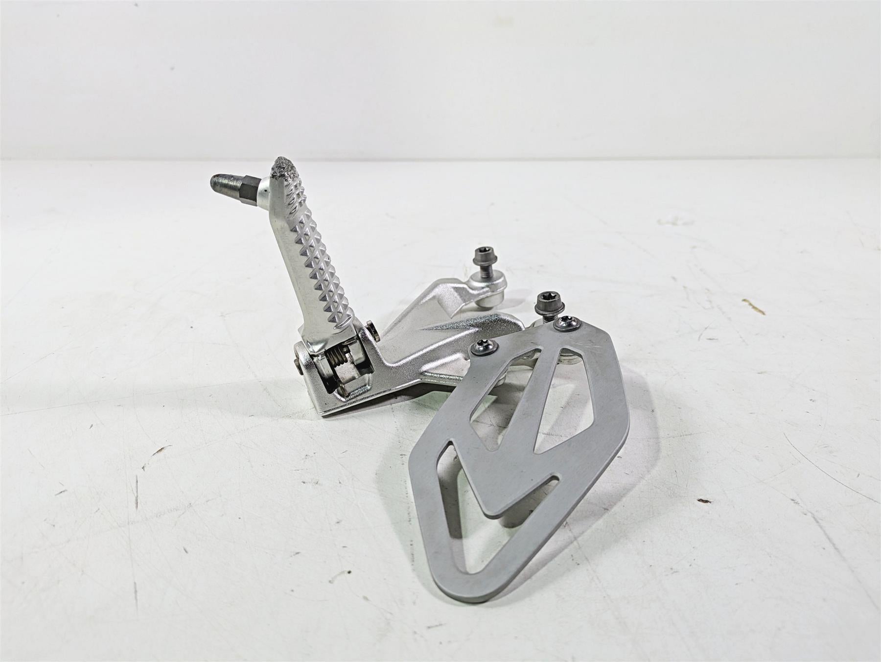 2016 BMW S1000RR K46 Left Foot Peg Set & Mount 46717728307 {{ shop.shopifyCountryName }} - Mototech271