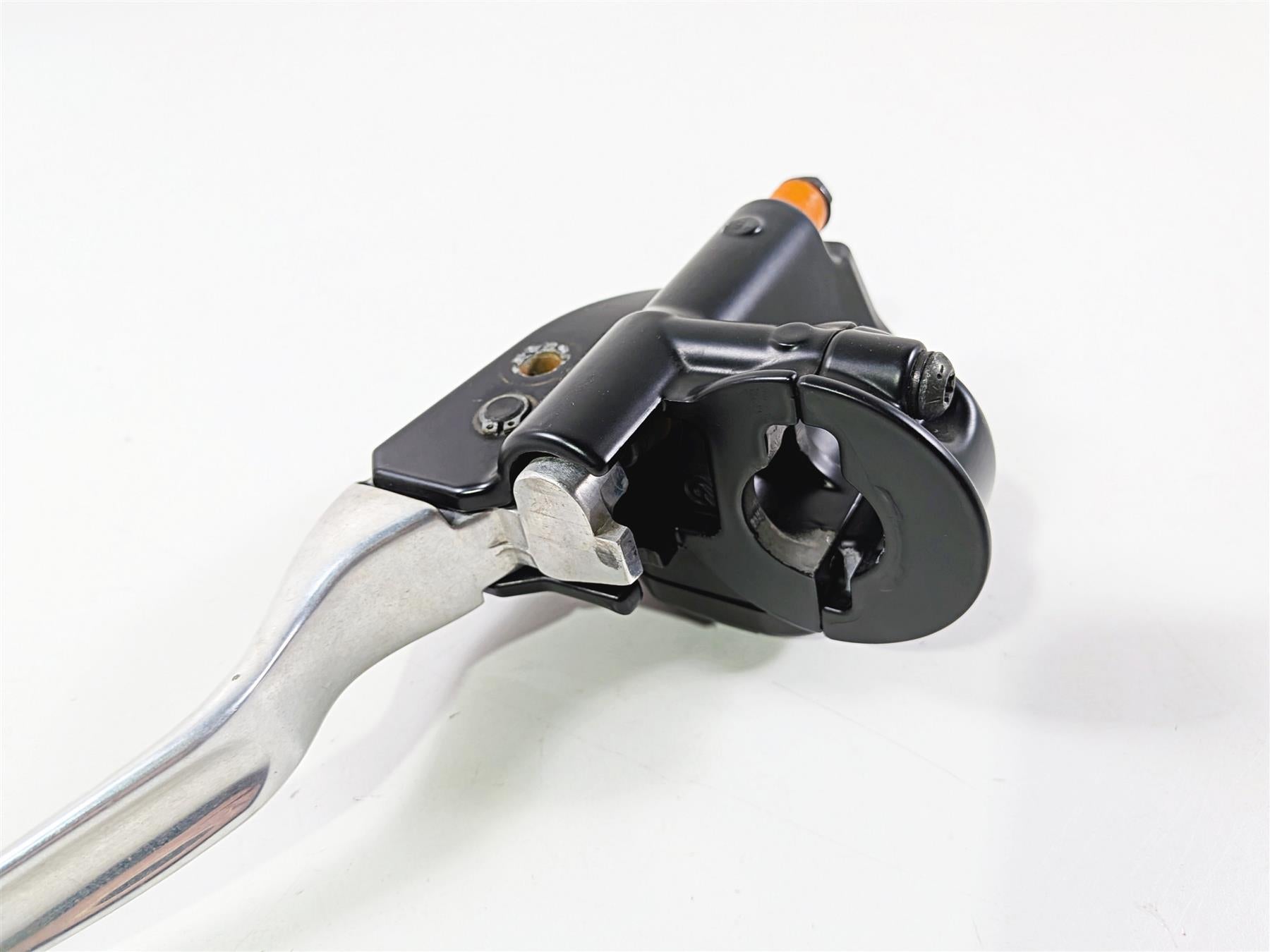 2014 Harley Touring FLHTK Electra Glide Front Brake Master Cylinder 44551-08F-Mototech271