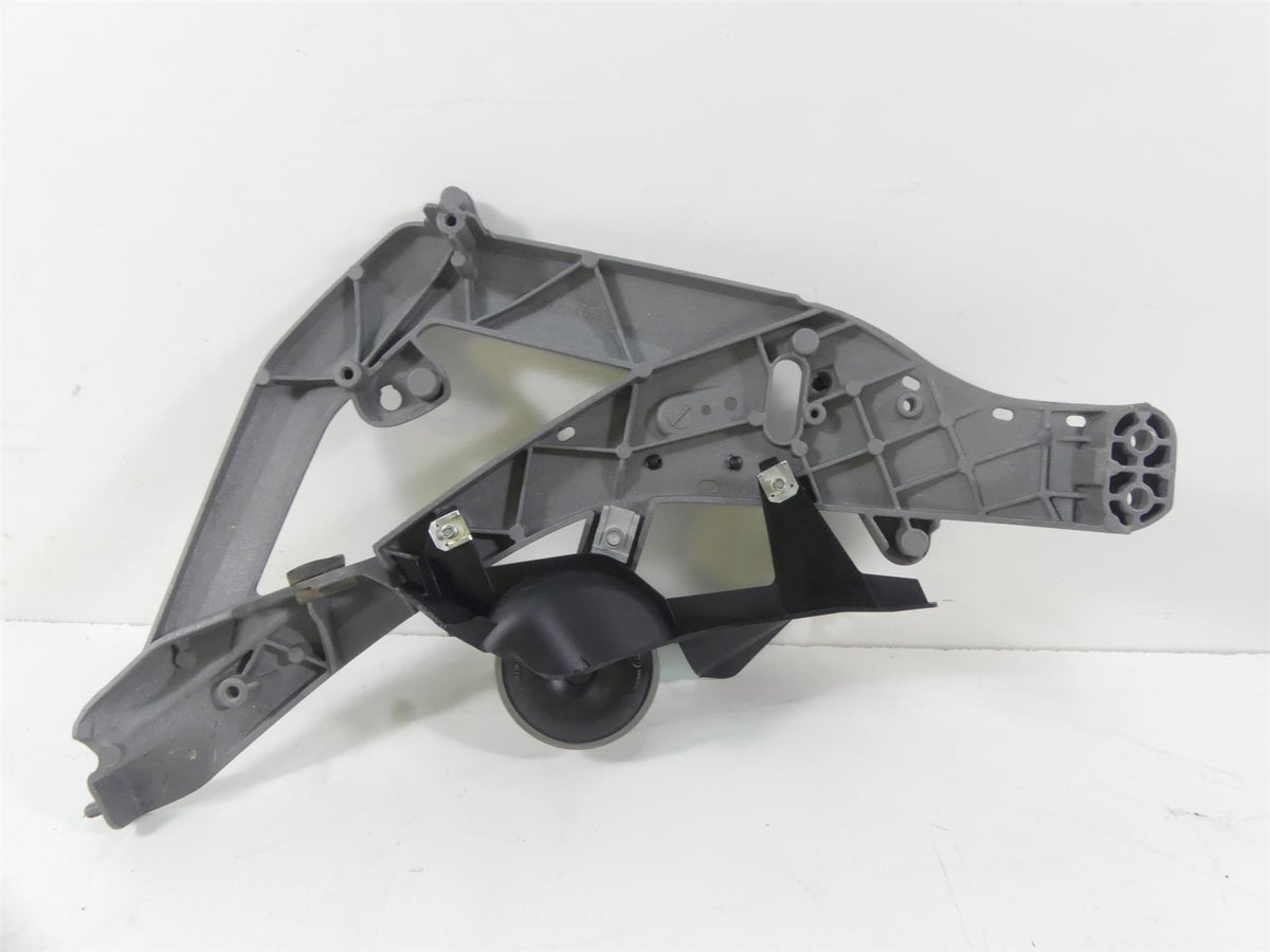 2016 BMW R1200GS K50 Right Front Panel Fairing Center Stay - Read 46638528674 {{ shop.shopifyCountryName }} - Mototech271
