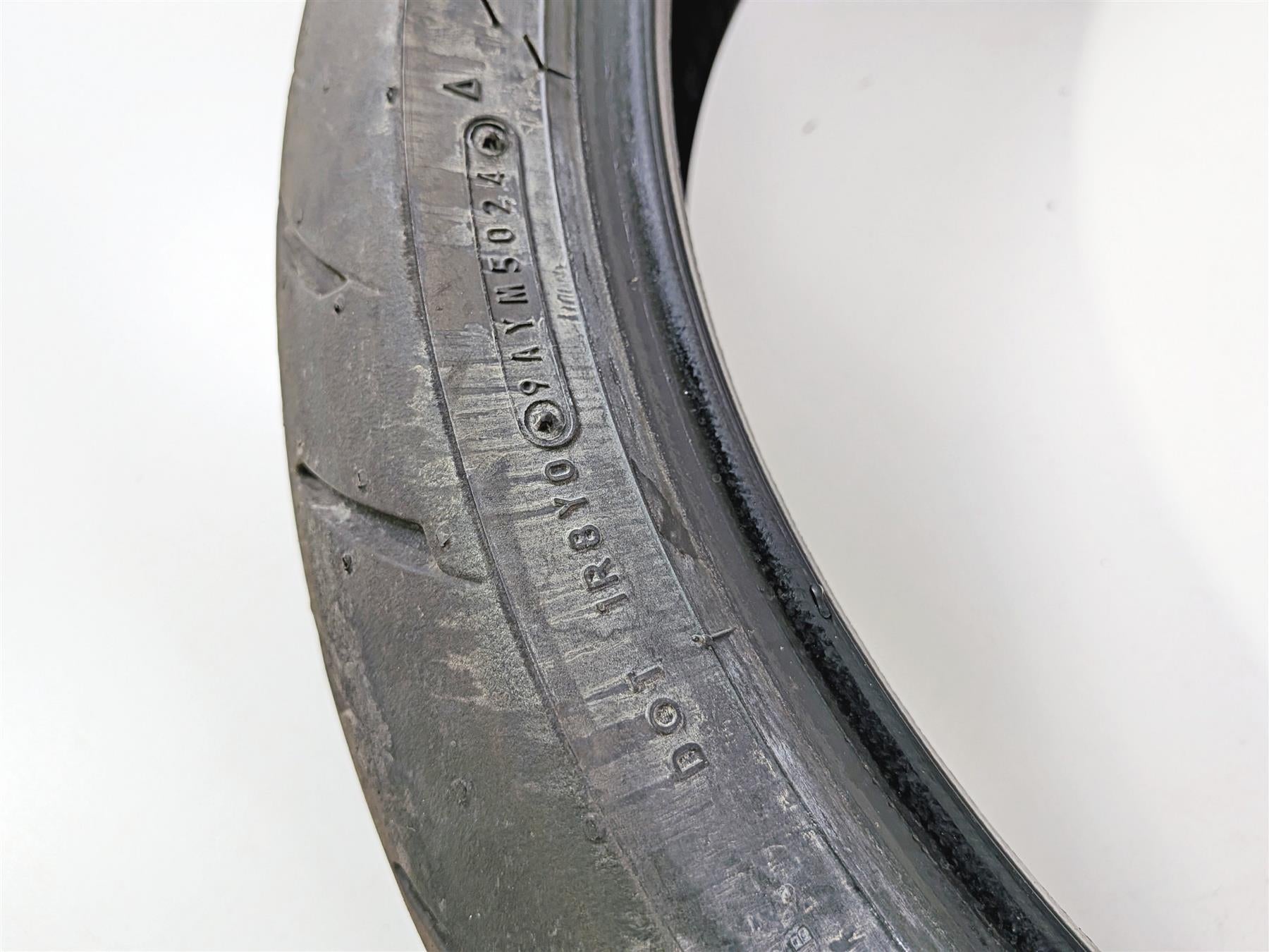Used Front Motorcycle Tire Dunlop Sportmax GP300F 120/70R17 4506-7896 {{ shop.shopifyCountryName }} - Mototech271