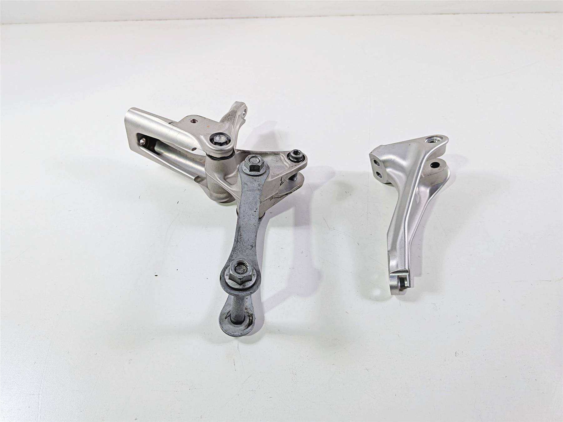 2022 Ducati Panigale V4 S V4S Rear Ohlins Shock Dogbone Link Set 8291G911BA-Mototech271