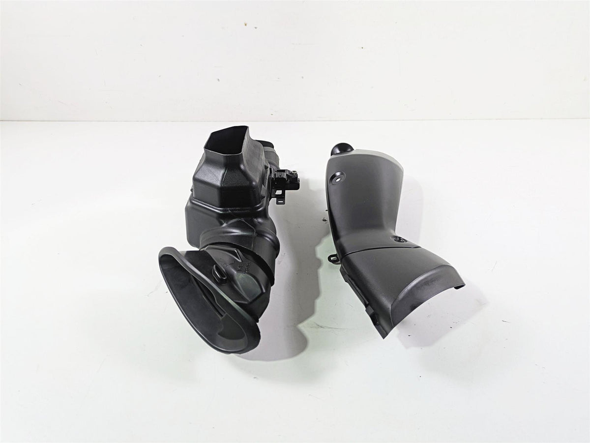 2014 Yamaha YZFR1 R1 RN22 Front Air Intake Duct Ram Scoop Set 14B-2845D-10-00 {{ shop.shopifyCountryName }} - Mototech271