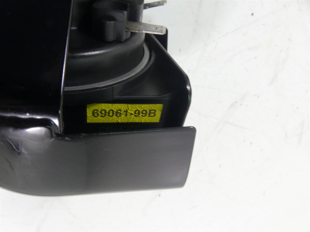 2017 Harley FLS Softail Slim Horn + Cover & Mount 69061-99B {{ shop.shopifyCountryName }} - Mototech271