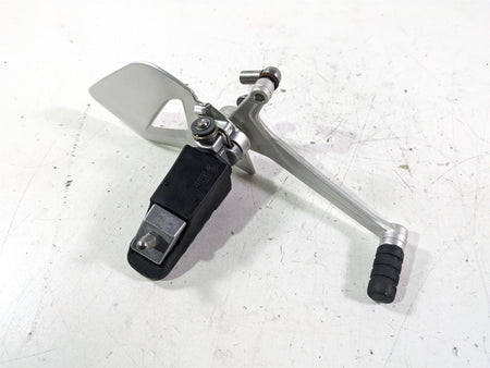 2022 BMW R1250 RT K052 Left Front Footpeg Foot Peg & Shifter Set 46718560382 {{ shop.shopifyCountryName }} - Mototech271