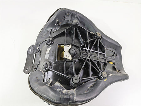 2018 Harley FLHCS Softail Heritage 115th Front Rider Driver Seat HDMC 52000271 {{ shop.shopifyCountryName }} - Mototech271