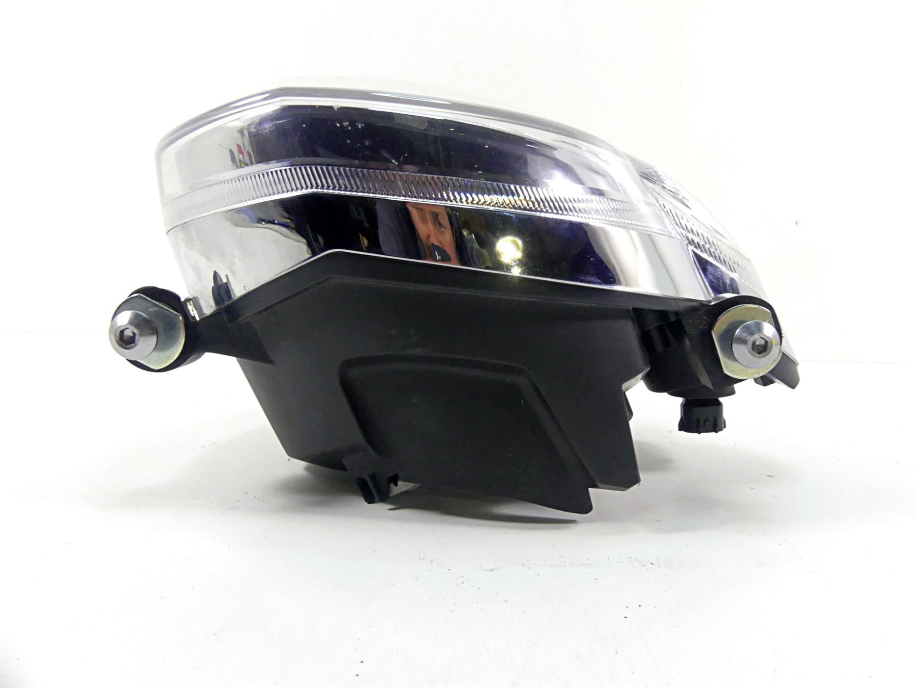 2012 Yamaha VMX17 VMAX 1700 Headlight Head Light Lamp 2S3-84300-00-00 {{ shop.shopifyCountryName }} - Mototech271