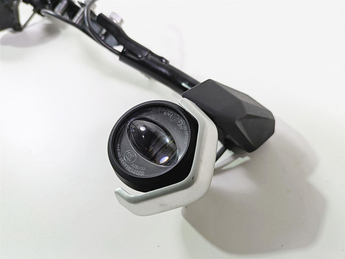 2024 Triumph Tiger 900 GT Fog Lights & Mounting Rail Set T2708708 T2708722 {{ shop.shopifyCountryName }} - Mototech271
