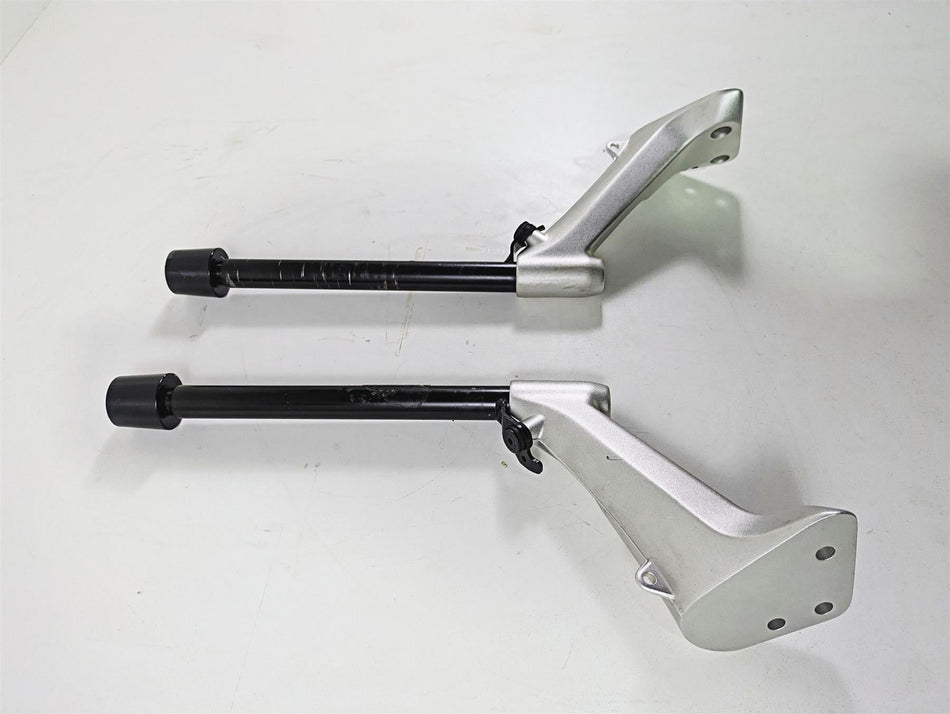 2010 BMW R1200RT K26 Left & Right Handle Bar Set 32718531337 32718531338 {{ shop.shopifyCountryName }} - Mototech271