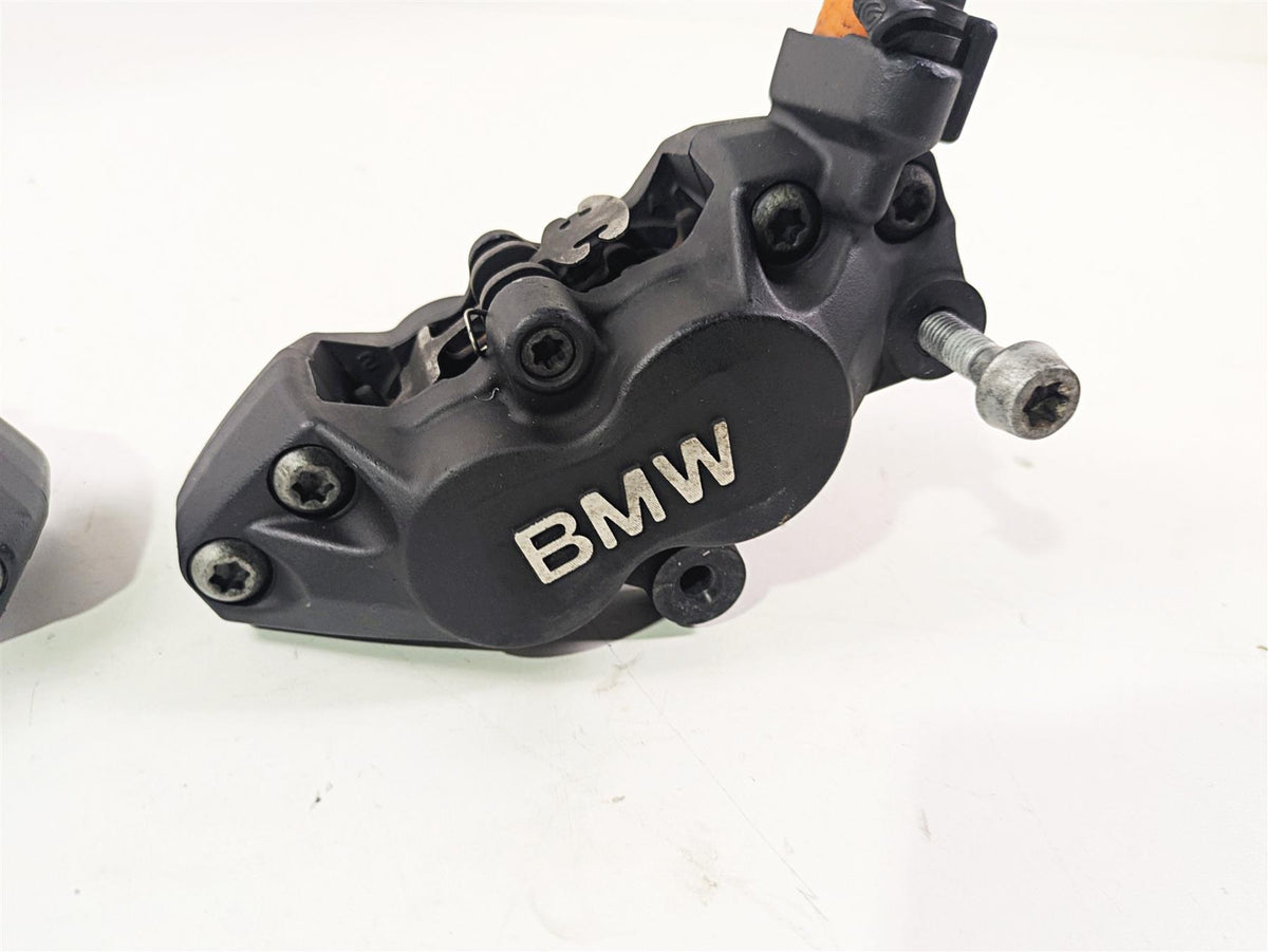 2010 BMW R1200GS K25 Brembo Front Brake Caliper Set 34117711438 34117711439 {{ shop.shopifyCountryName }} - Mototech271