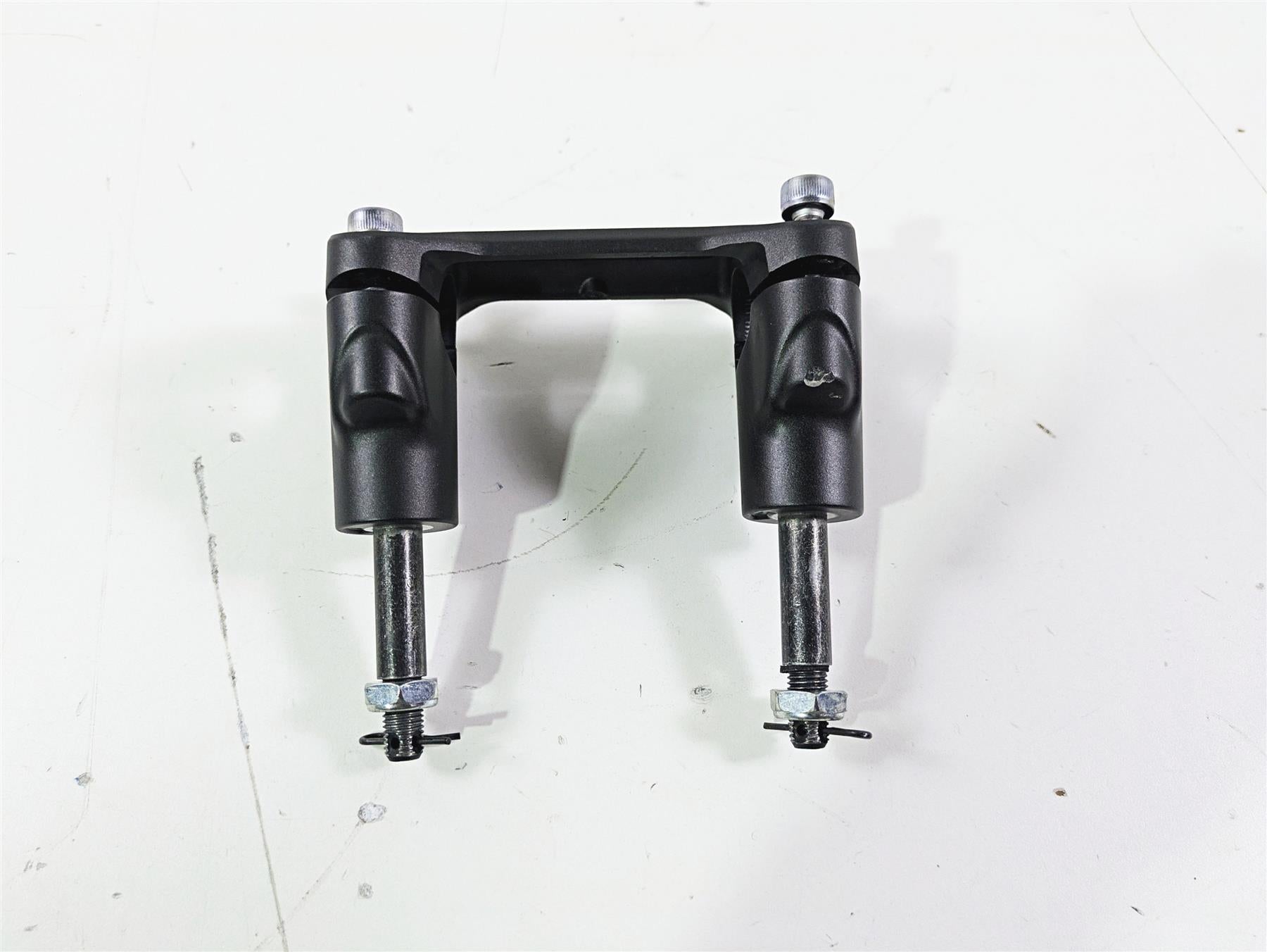 2022 Kawasaki ZR900RS Cafe Handlebar Riser Holder Mount Set 46012-0382-18R