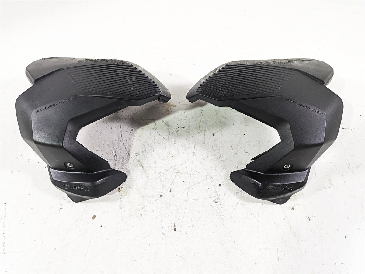 2022 BMW R1250 RT K052 Spark Plug Cover Guard Set 11128394385 {{ shop.shopifyCountryName }} - Mototech271