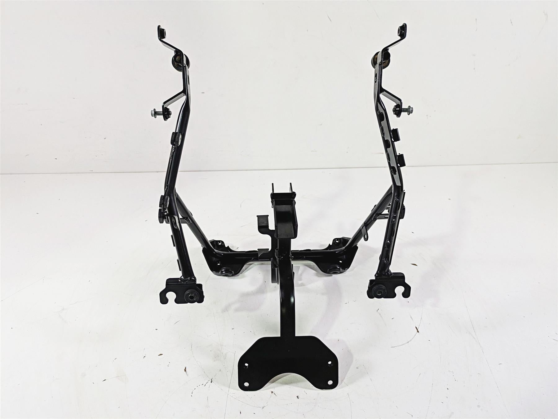 2016 Moto Guzzi Stelvio 1200 8V NTX Front Fairing Stay Holder Carrier 886646 {{ shop.shopifyCountryName }} - Mototech271