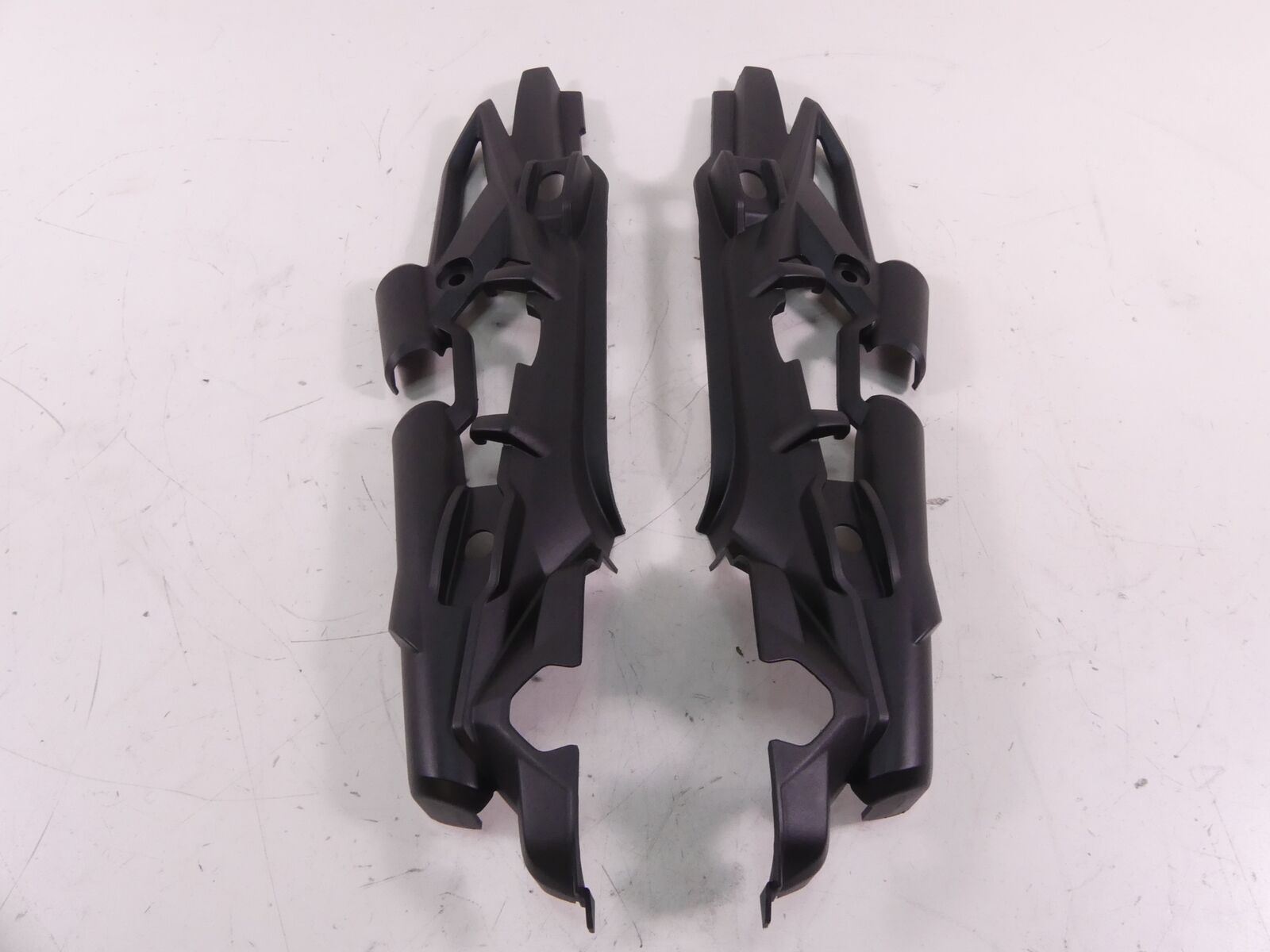 2014 Triumph Tiger 800 ABS Rear Tail Fairing Cover Cowl Set T2303014 T2303015 {{ shop.shopifyCountryName }} - Mototech271