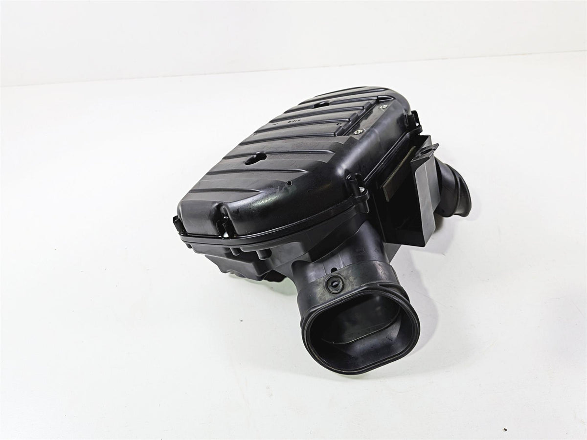 2024 Suzuki GSXR 600 Air Box Cleaner Breather Filter 13720-14J01 {{ shop.shopifyCountryName }} - Mototech271