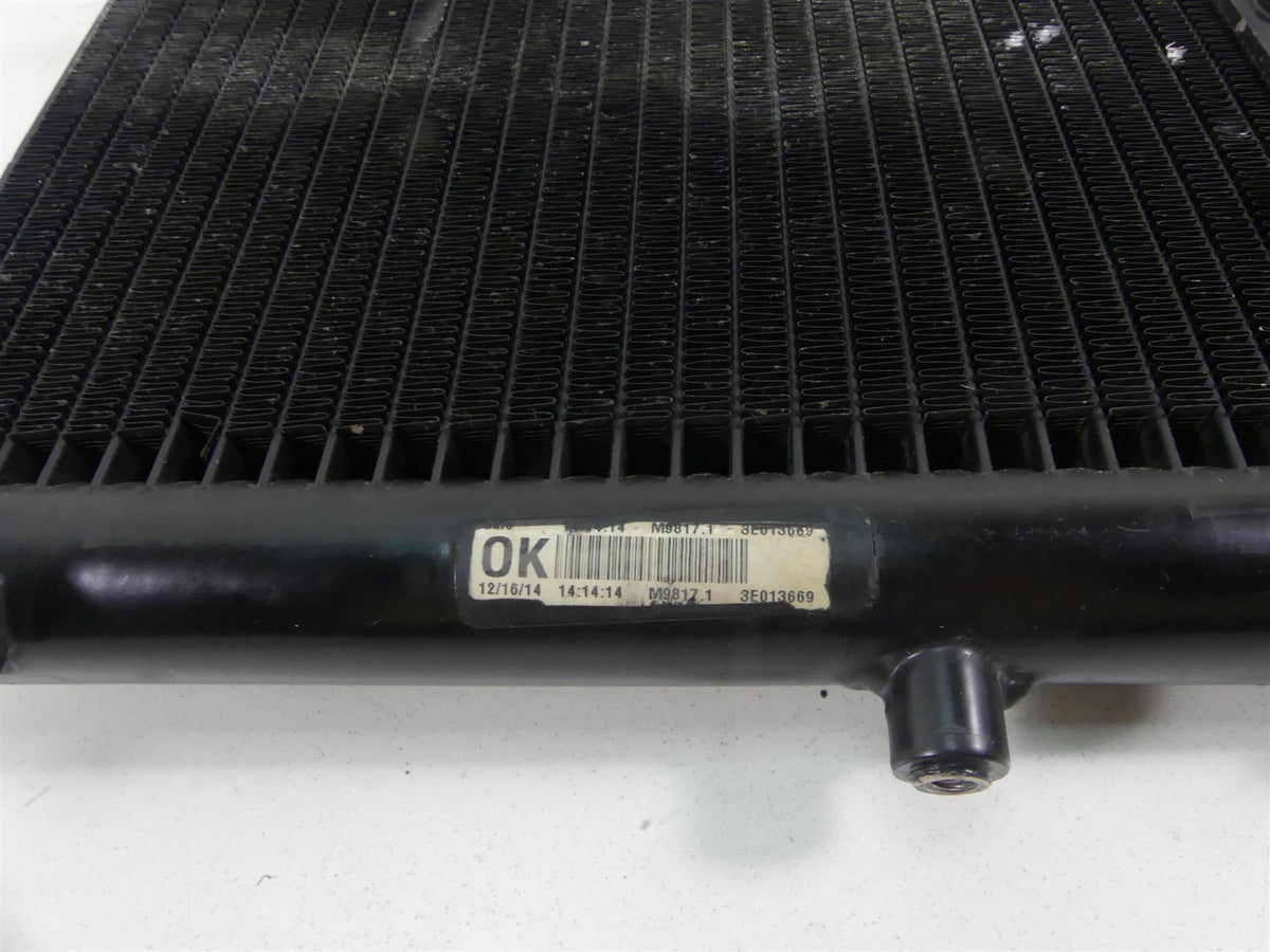 2015 Harley VRSCF Muscle Rod Engine Radiator Cooler - Read 26800027 {{ shop.shopifyCountryName }} - Mototech271