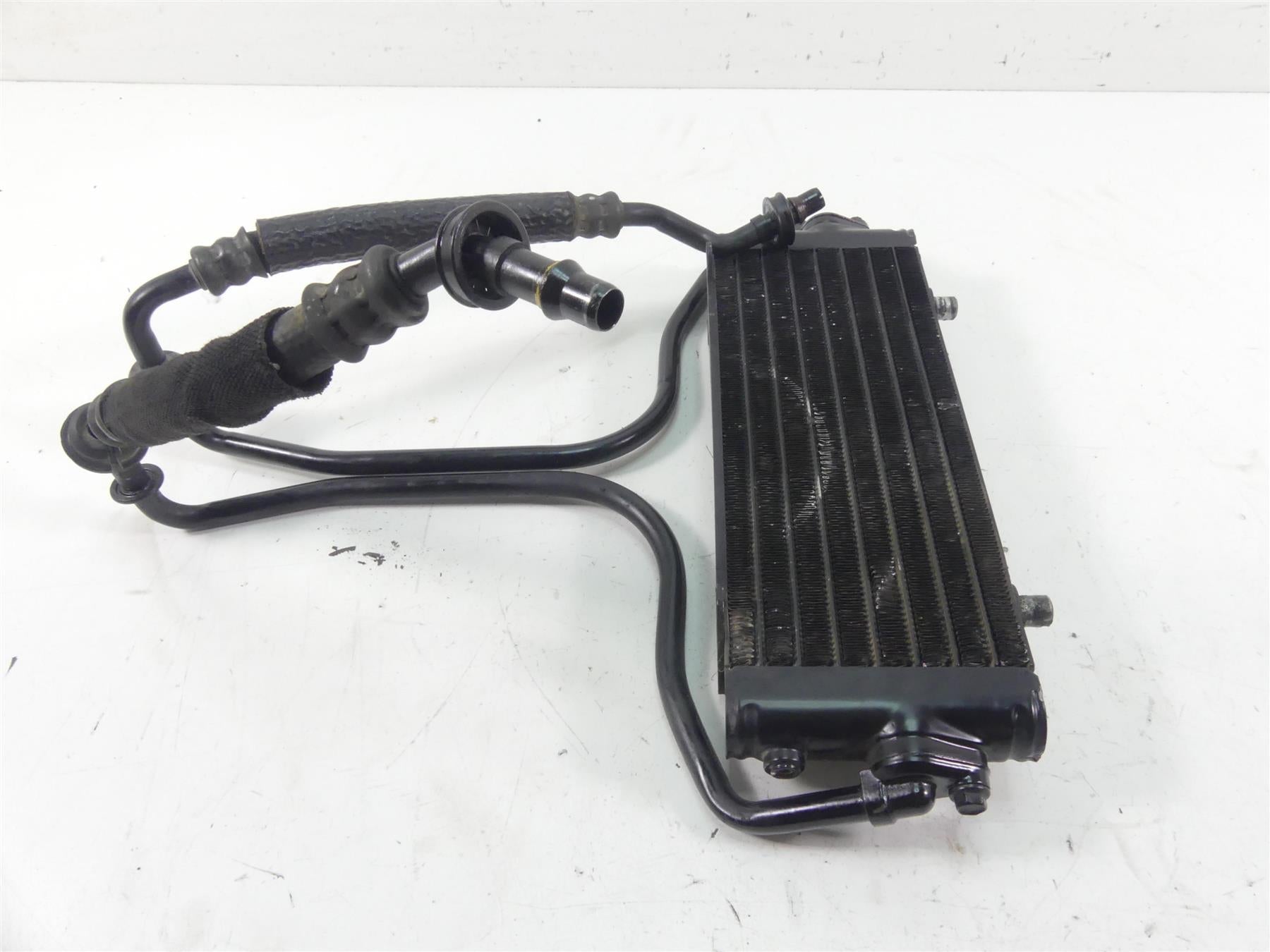 2013 Harley VRSCDX Night Rod Special Straight Oil Cooler & Lines 26723-04 {{ shop.shopifyCountryName }} - Mototech271