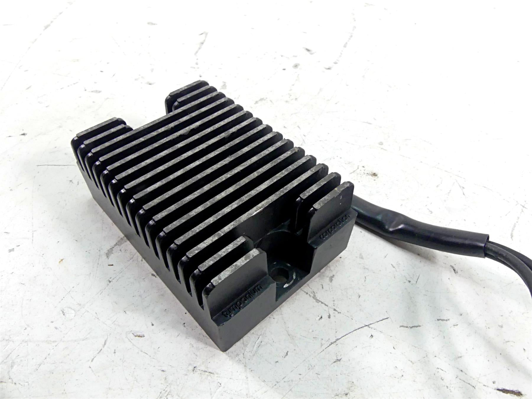 1997 Harley Sportster XL1200 C Rectifier Voltage Regulator 74523-94A {{ shop.shopifyCountryName }} - Mototech271