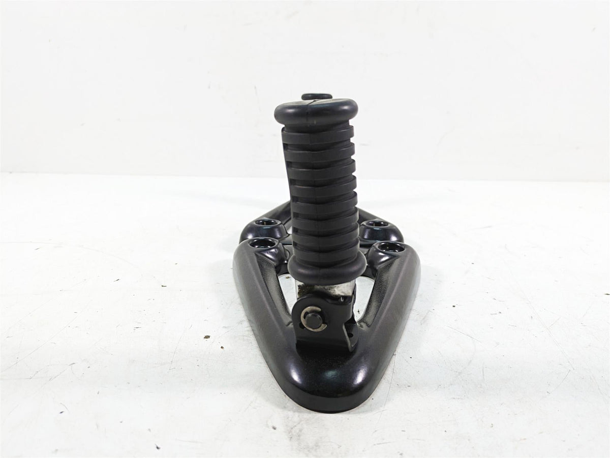2011 Triumph America Rear Footpeg Foot Peg Set T2081043 T2081062 {{ shop.shopifyCountryName }} - Mototech271
