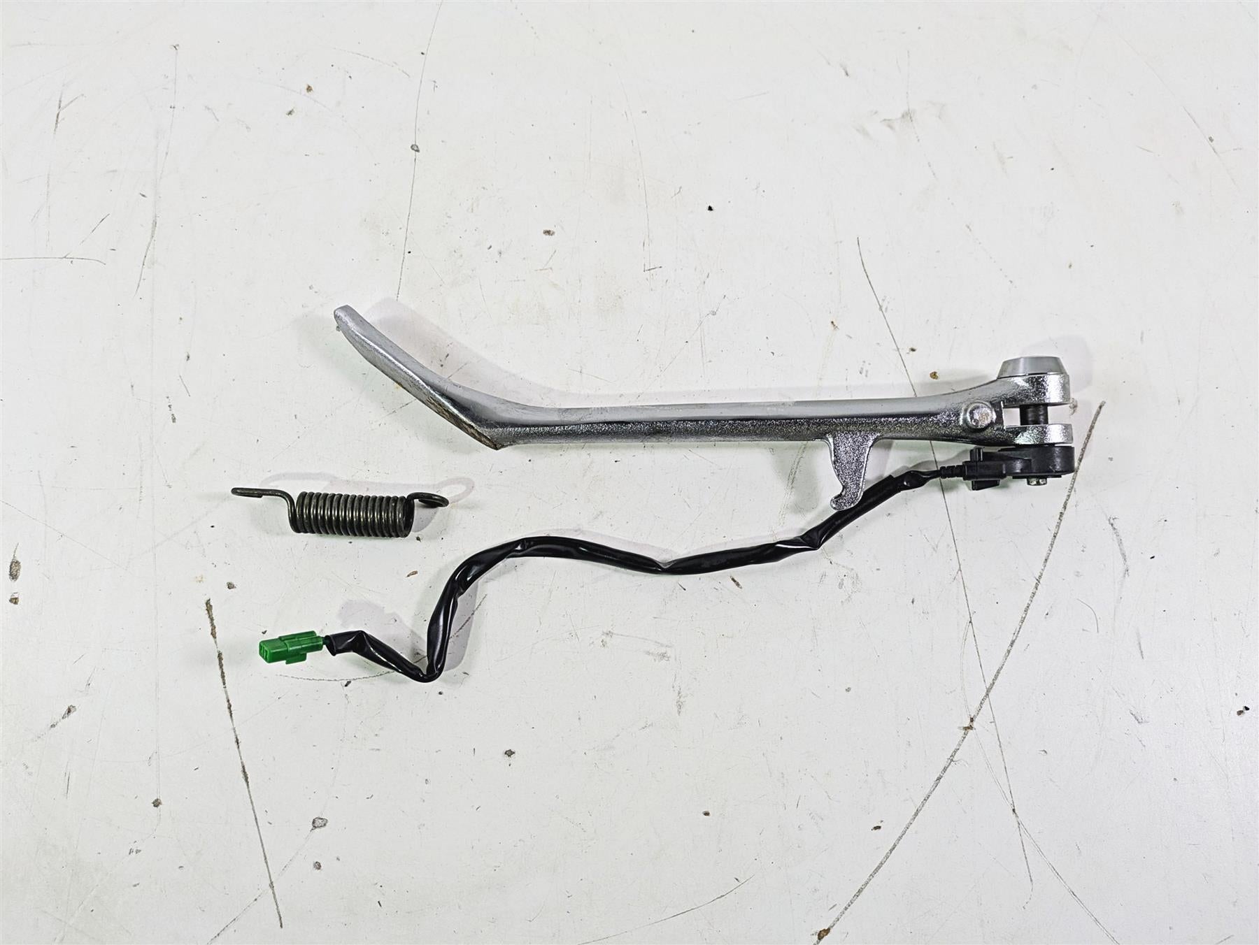 2002 Honda V-Twin VTX1800 C Side Kick Stand Kickstand 50530-MCH-000 {{ shop.shopifyCountryName }} - Mototech271
