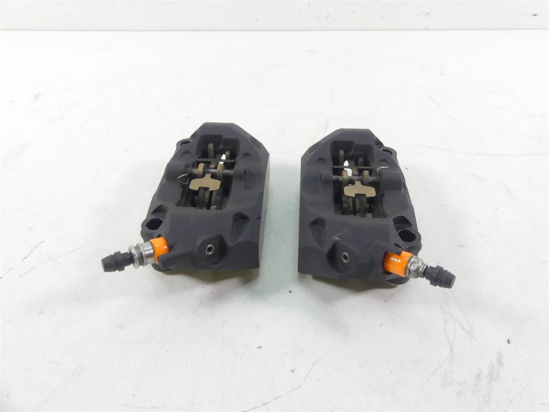 2017 BMW R1200GS GSW K50 Front Brembo Brake Caliper Set 34118556205 34118556206 {{ shop.shopifyCountryName }} - Mototech271