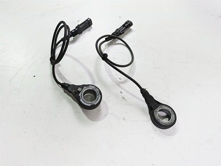 2011 Harley Touring FLHTCUSE CVO E-Glide Abs Brake Wheel Speed Sensors 40614-08 {{ shop.shopifyCountryName }} - Mototech271