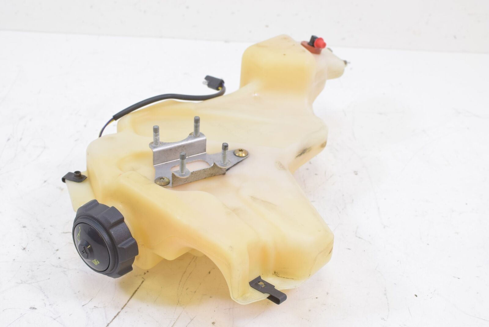 2009 Polaris RMK 600 S09PM6KS Oil Tank Reservoir 2520650 {{ shop.shopifyCountryName }} - Mototech271