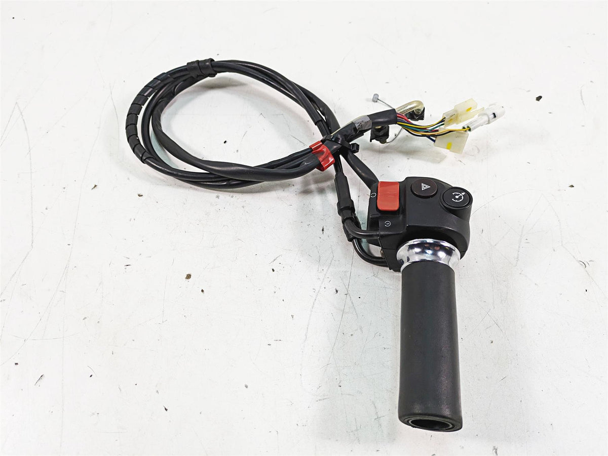 2014 Moto Guzzi California 1400 T Right Cruise Control Throttle Switch B063030 {{ shop.shopifyCountryName }} - Mototech271