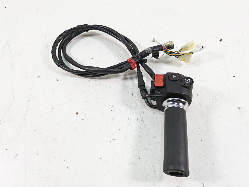 2014 Moto Guzzi California 1400 T Right Cruise Control Throttle Switch B063030 {{ shop.shopifyCountryName }} - Mototech271