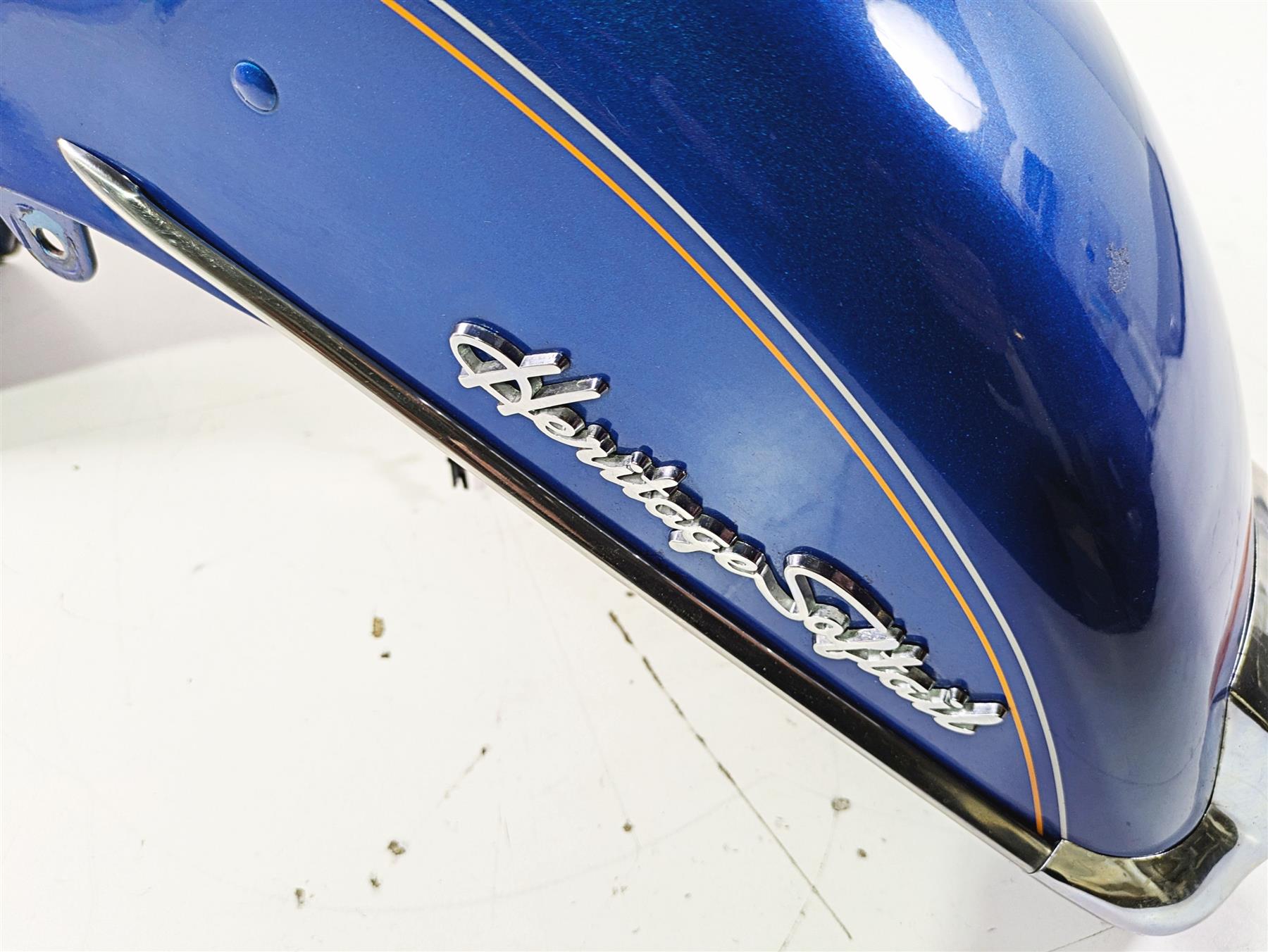 1992 Harley FLSTC Softail Heritage Front Fender Blue - Read 59129-86A {{ shop.shopifyCountryName }} - Mototech271