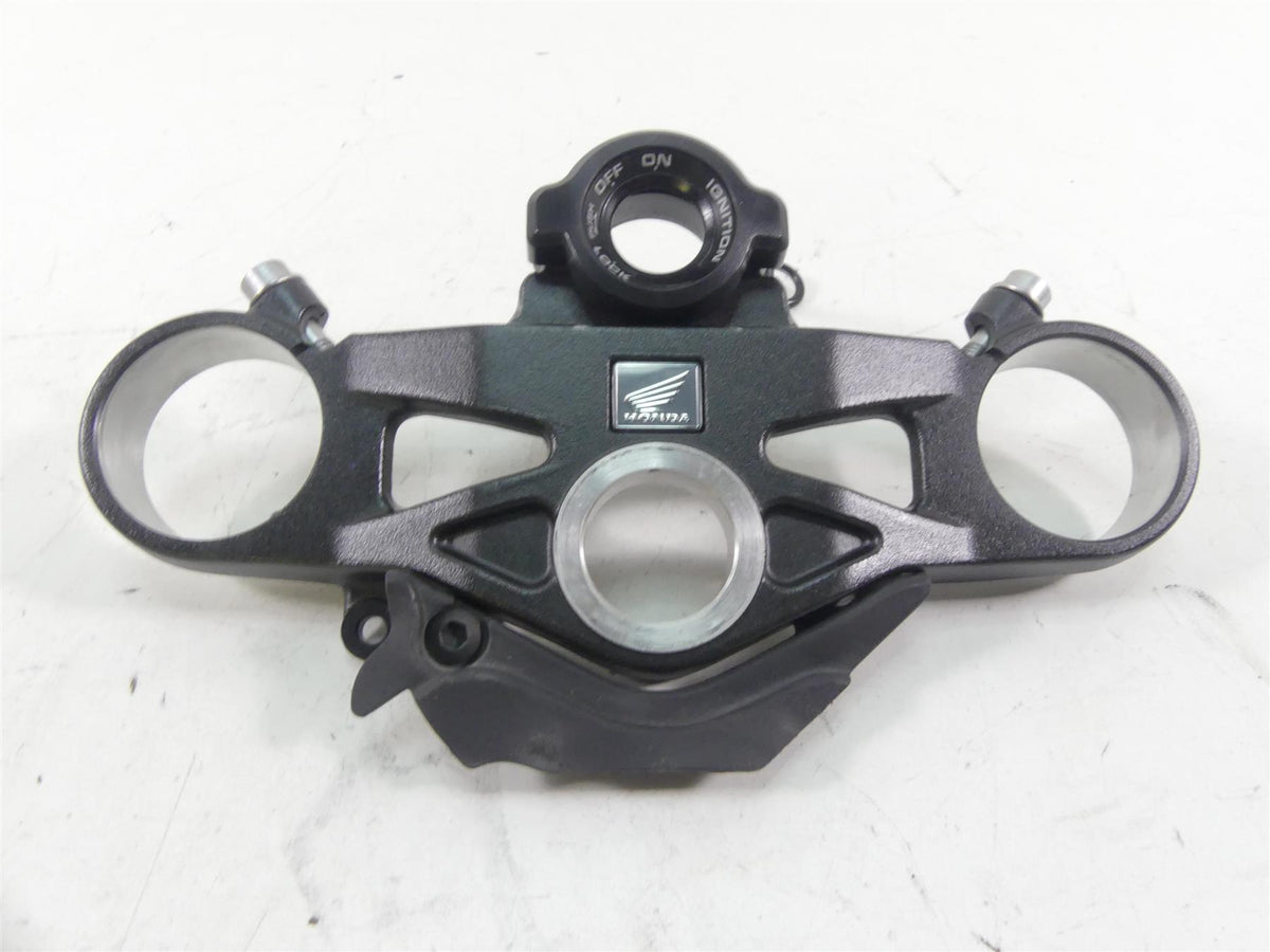 2015 Honda CBR1000 RR SC59 Upper Triple Tree Steering Clamp 53300-MGP-D61 {{ shop.shopifyCountryName }} - Mototech271