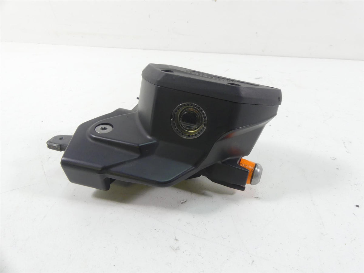 2015 BMW R1200RT K52 Front Brake Master Cylinder 32728559604 {{ shop.shopifyCountryName }} - Mototech271
