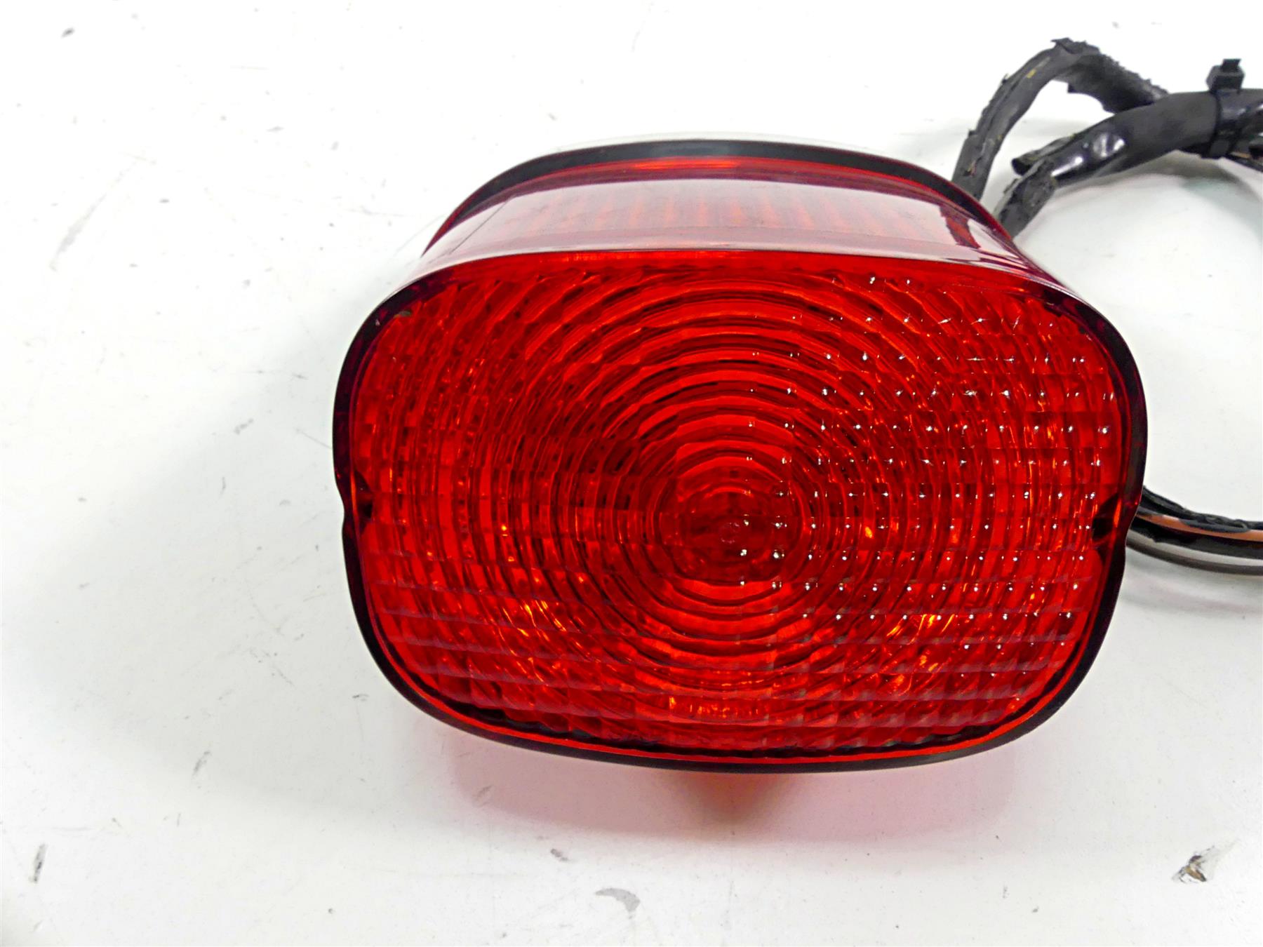 2008 Harley Touring FLHX Street Glide Taillight Tail Stop Brake Light 68066-99A {{ shop.shopifyCountryName }} - Mototech271