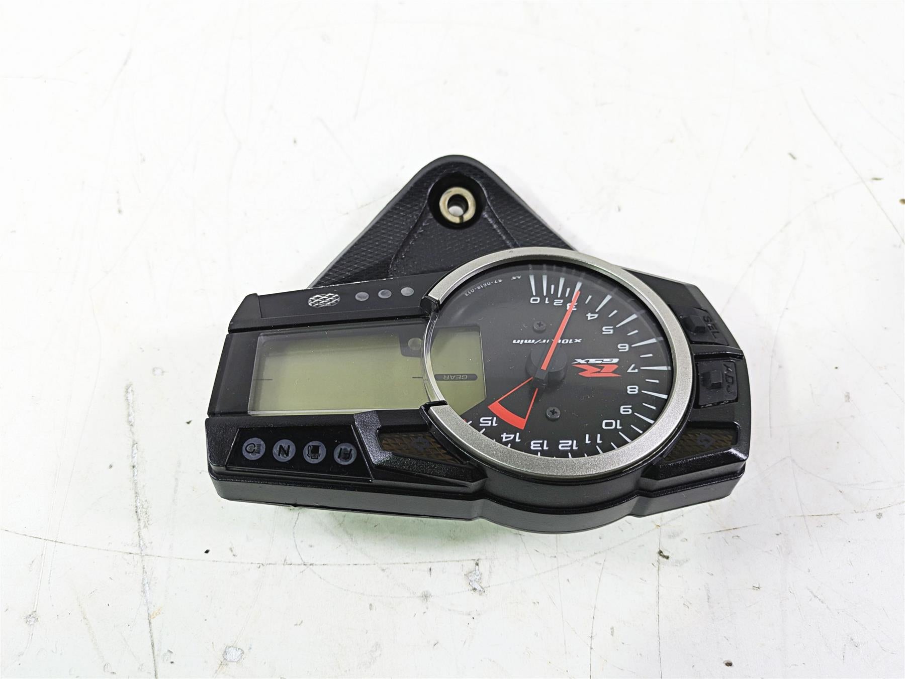 2016 Suzuki GSXR1000 Speedometer Gauges Instrument - Read 34120-47H50 {{ shop.shopifyCountryName }} - Mototech271