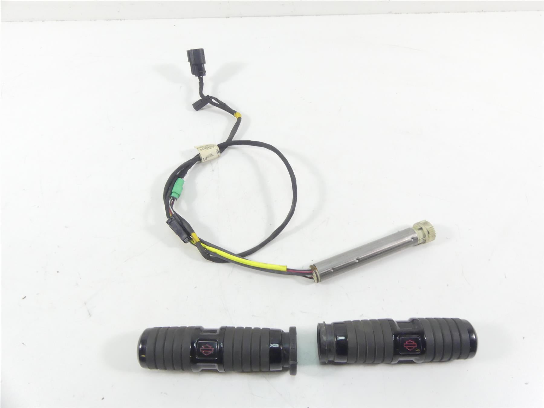 2014 Harley Touring FLHXS Street Glide Sp Ride by Wire Throttle Sensor 32305-08A | Mototech271