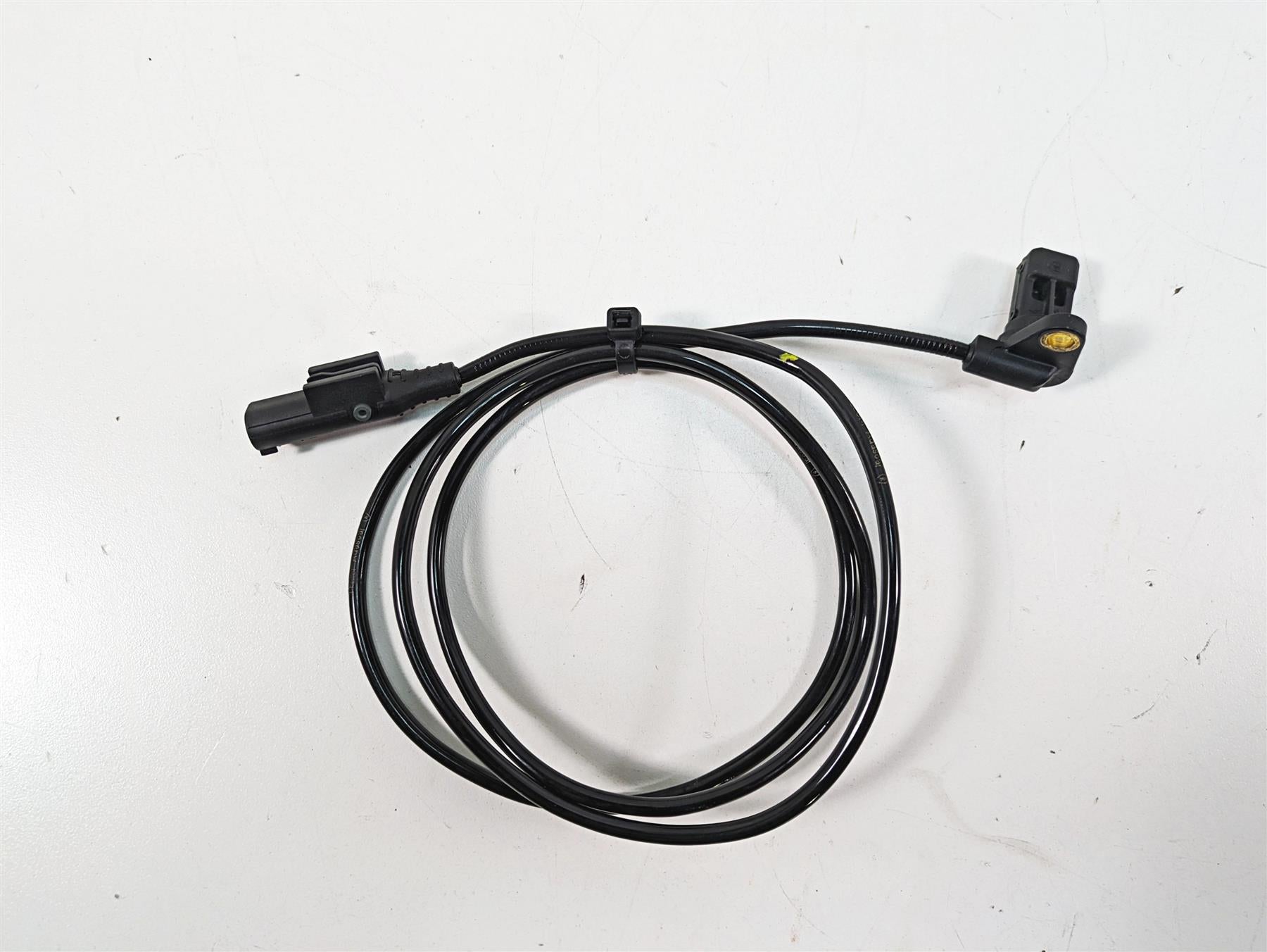 2020 Moto Guzzi V85 TT Adventure Front Abs Brake Wheel Speed Sensor 859792 {{ shop.shopifyCountryName }} - Mototech271