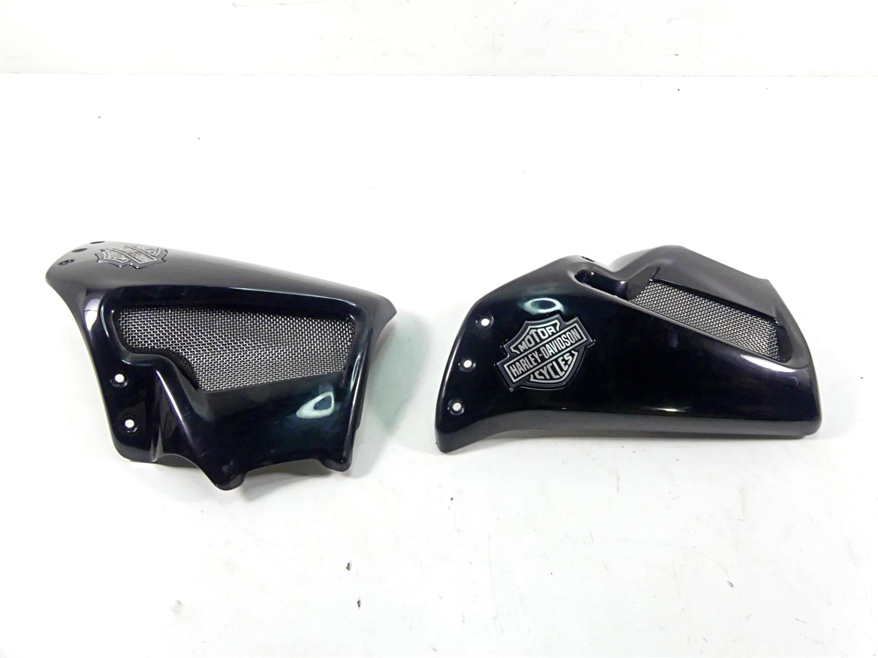 2015 Harley VRSCF Muscle V-Rod Neck Cover Fairing Cowl Set 66469-09 66468-09 {{ shop.shopifyCountryName }} - Mototech271