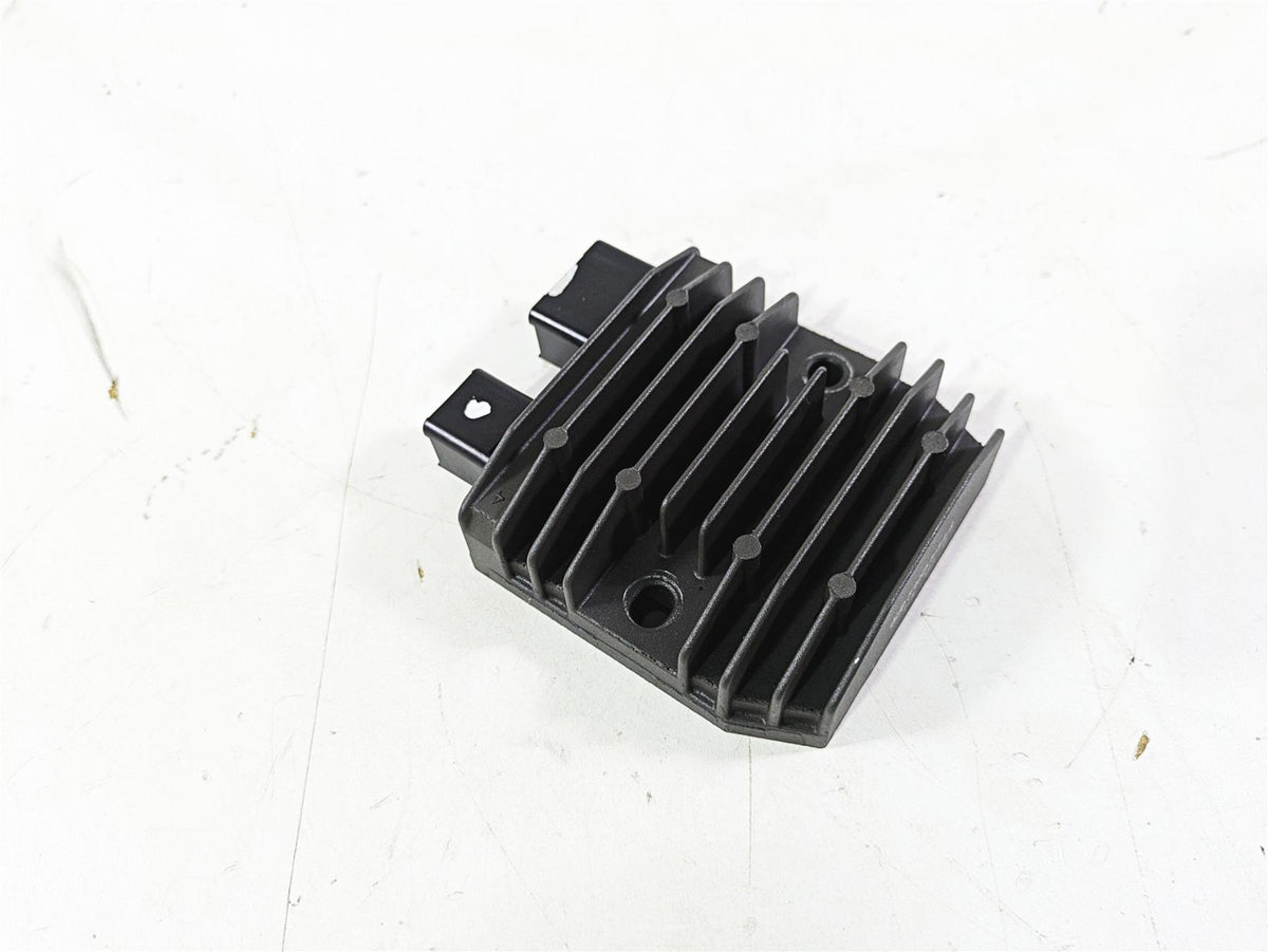 2008 Honda CBR1000RR SC59 Rectifier Voltage Regulator FH014AA 31600-KVZ-631 {{ shop.shopifyCountryName }} - Mototech271