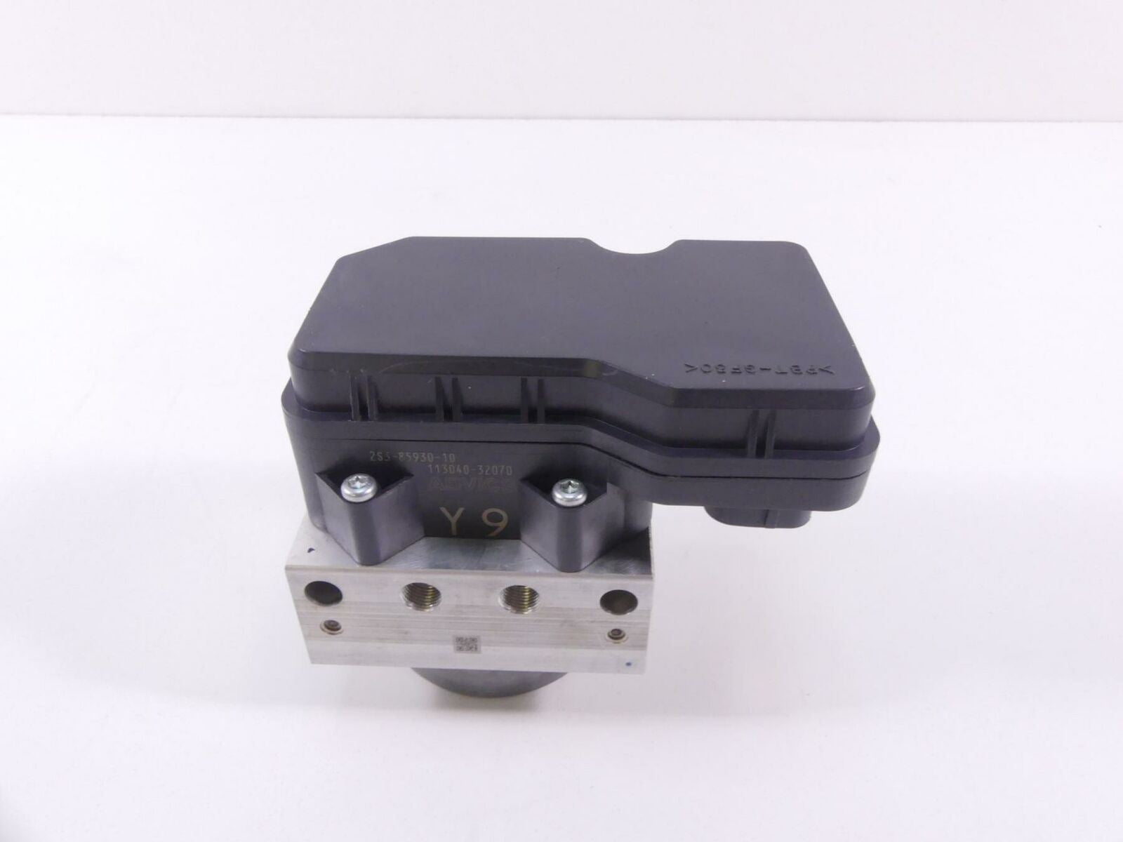 2019 Yamaha VMX17 V-Max 1700 Advics Abs Brake Pump Module 2S3-85930-10-00