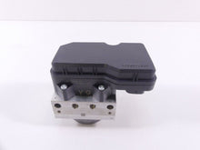Load image into Gallery viewer, 2019 Yamaha VMX17 V-Max 1700 Advics Abs Brake Pump Module 2S3-85930-10-00
