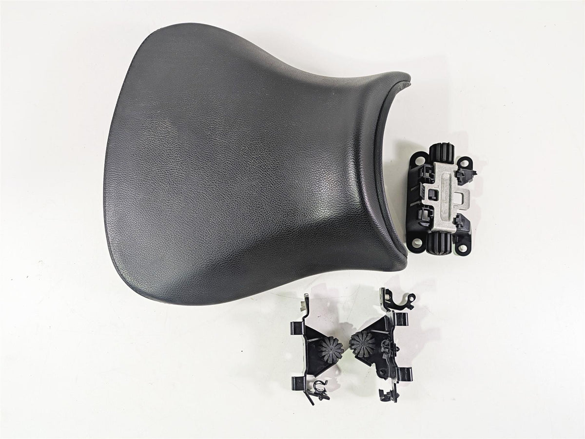 2016 BMW R1200RT K52 Front Heated Seat Saddle 52538544784 {{ shop.shopifyCountryName }} - Mototech271