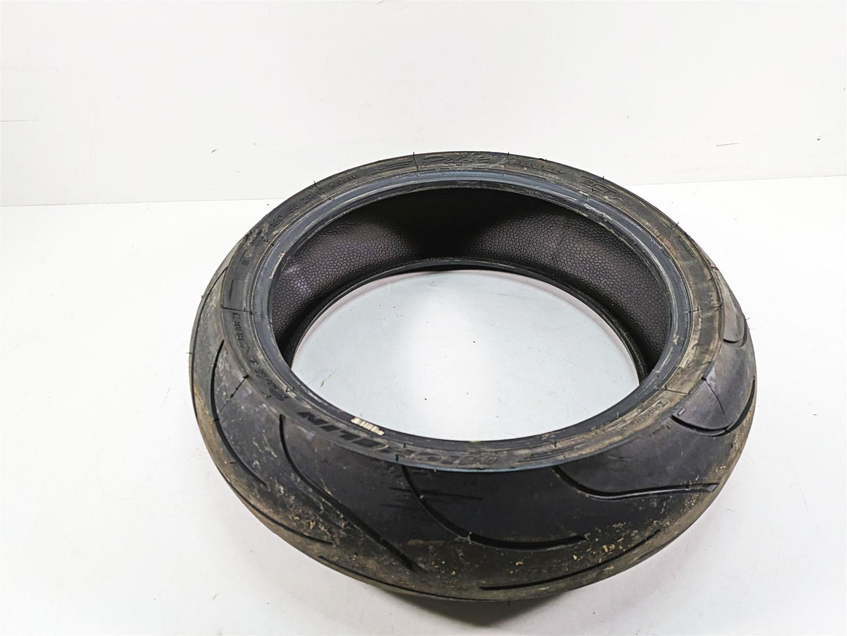 Used Rear Motorcycle Tire Michelin Pilot Power 2 180/55 ZR17 {{ shop.shopifyCountryName }} - Mototech271