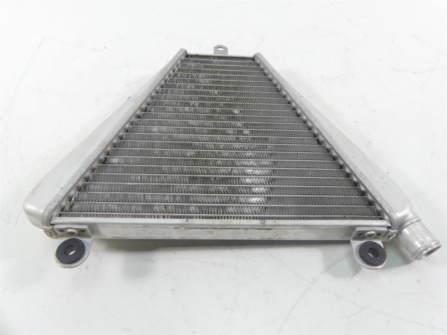 2020 Ducati Panigale V2 Lower Coolant Radiator - Straight No Leaks 54840972B {{ shop.shopifyCountryName }} - Mototech271