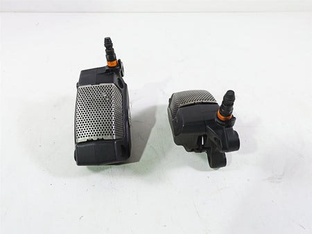 2010 Harley Touring FLHX Street Glide Front Brake Caliper Set 43027-08 44023-08 {{ shop.shopifyCountryName }} - Mototech271